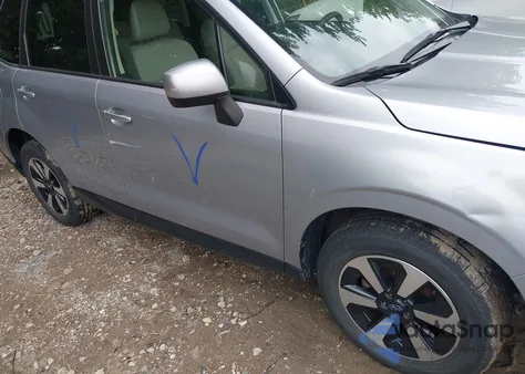 2017 Subaru Forester 2.5I Premium из США, поврежденный, VIN JF2SJAEC9HH540587